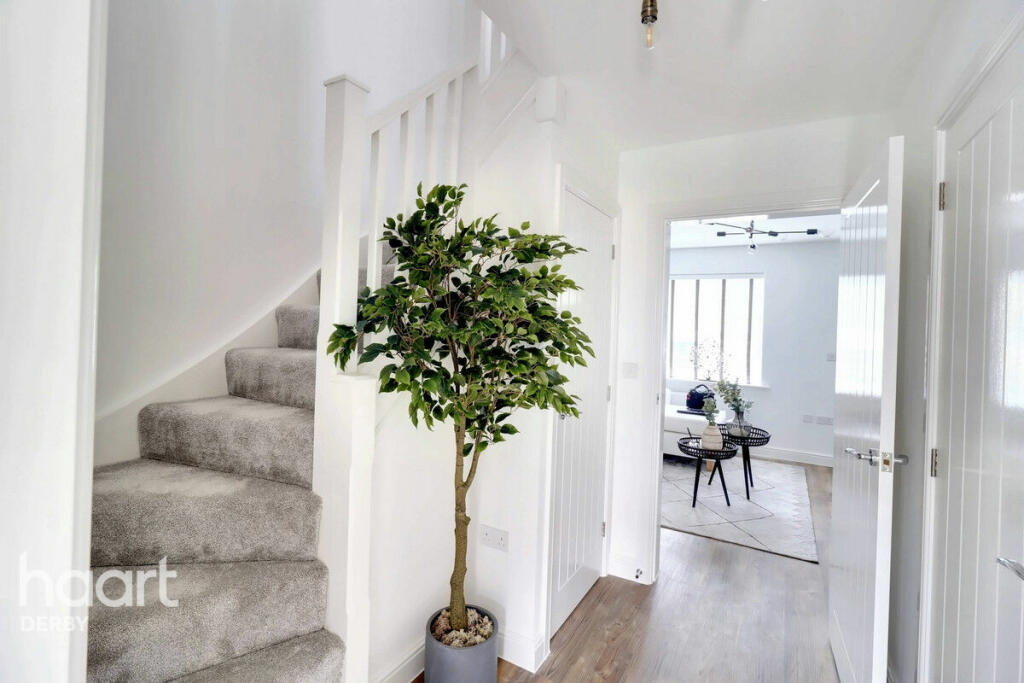 Additional property image - Lucas Lane, Hilton
