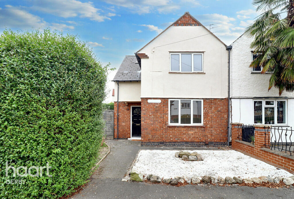 3 bedroom semi-detached house