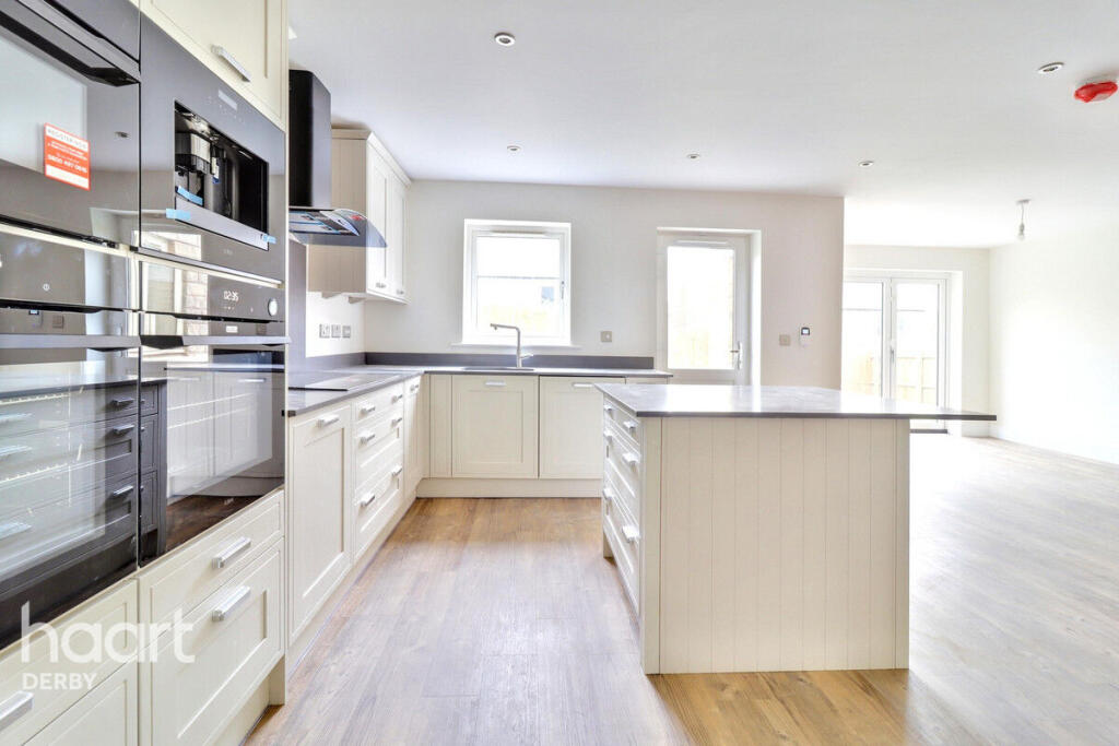 Additional property image - Peak View, Derbyshire,