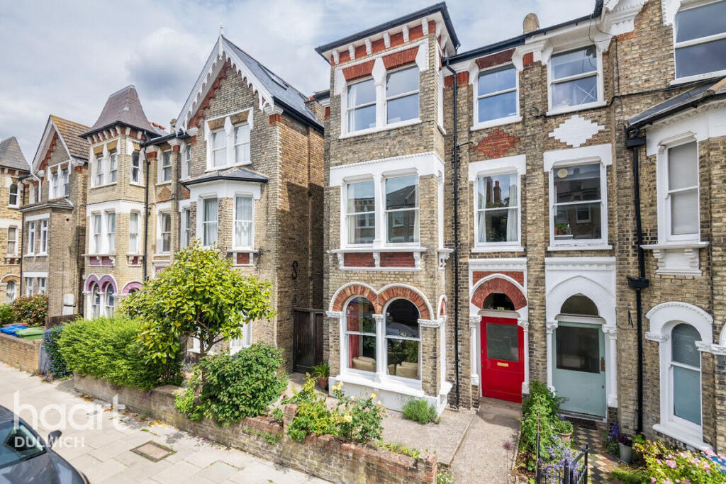 Main image of property: Oakhurst Grove, London