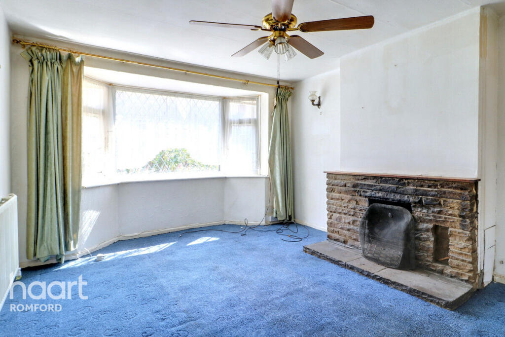 Main image of property: Epping Close, Romford, RM7 8BH