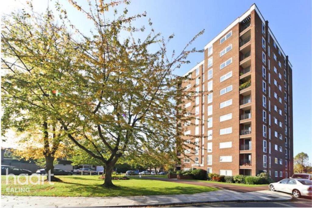 Main image of property: Green Vale, London