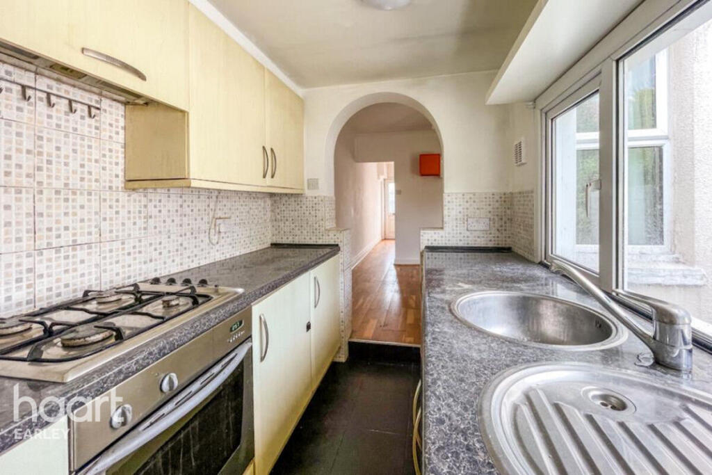 Main image of property: Upper Crown Street, Reading