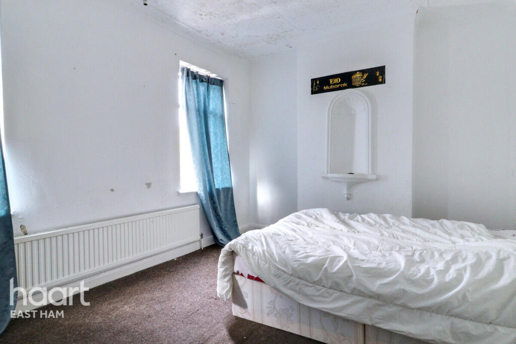 Main image of property: Boston Road, London