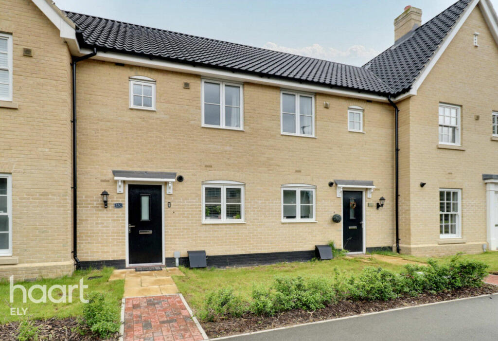 2 bedroom terraced house for sale in Fordham Road, Soham, CB7