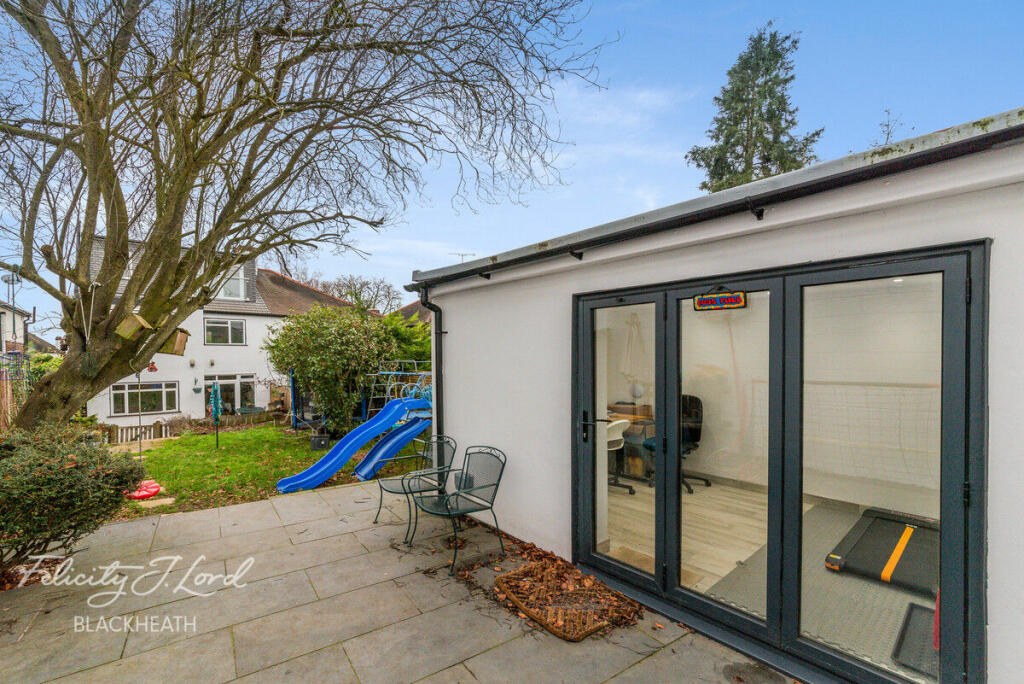 5 bedroom semidetached house for sale in Shrewsbury Lane, Shooter's Hill, SE18