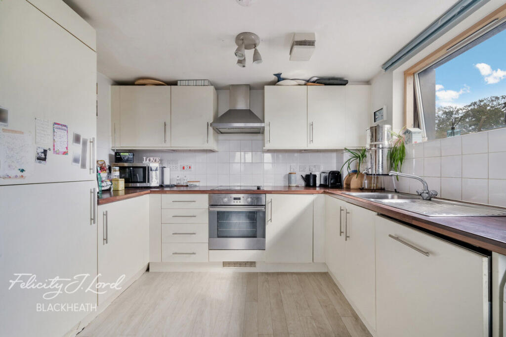 Main image of property: Restell Close, London
