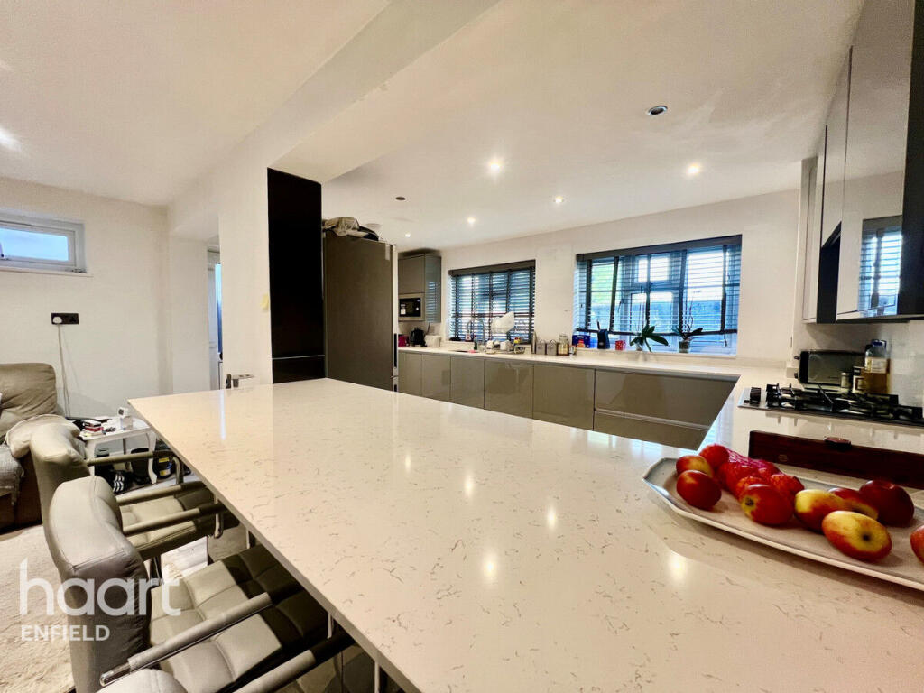 Main image of property: Baker Street, Enfield