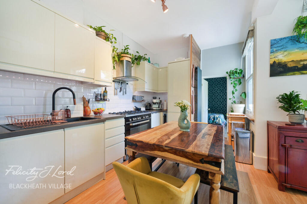 Main image of property: Bonfield Road, London