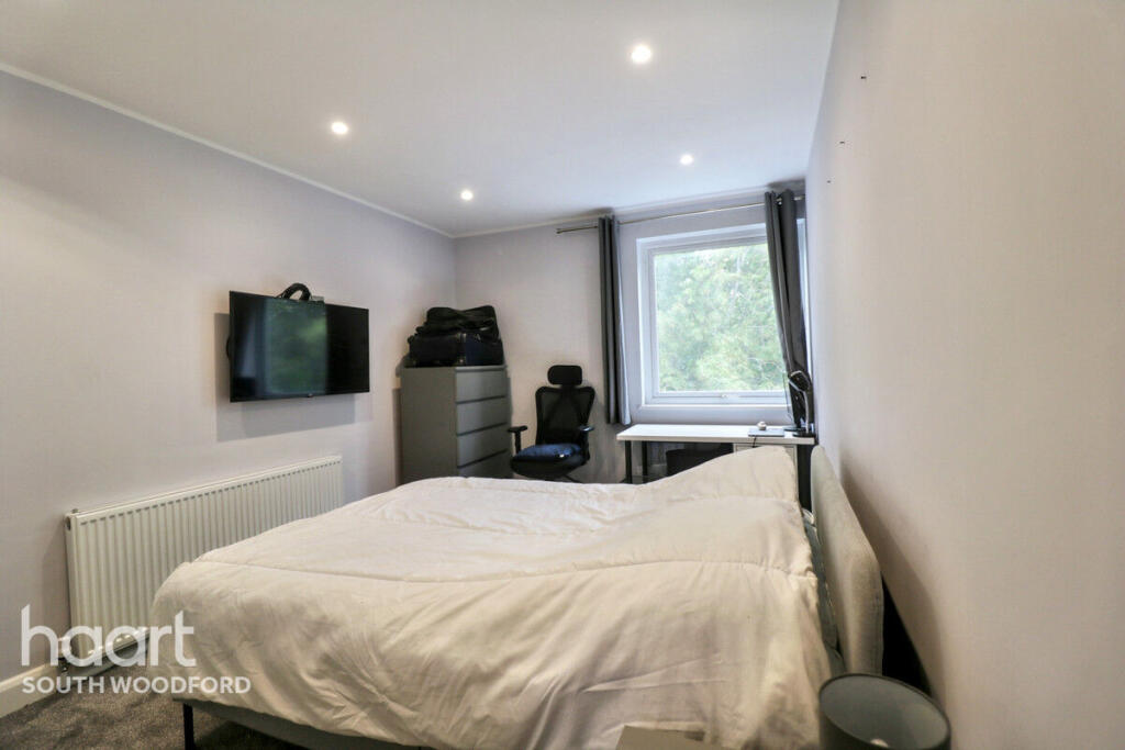 Main image of property: Hermitage Walk, LONDON