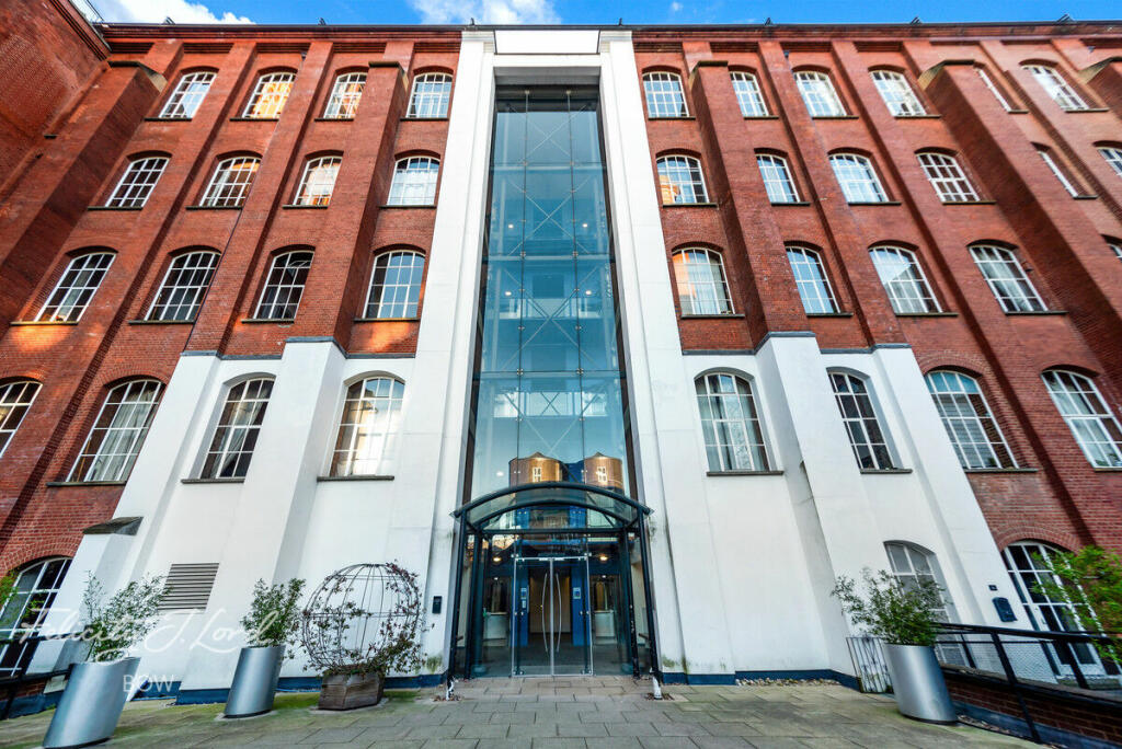 2 bedroom apartment for sale in Manhattan Building, Fairfield Road