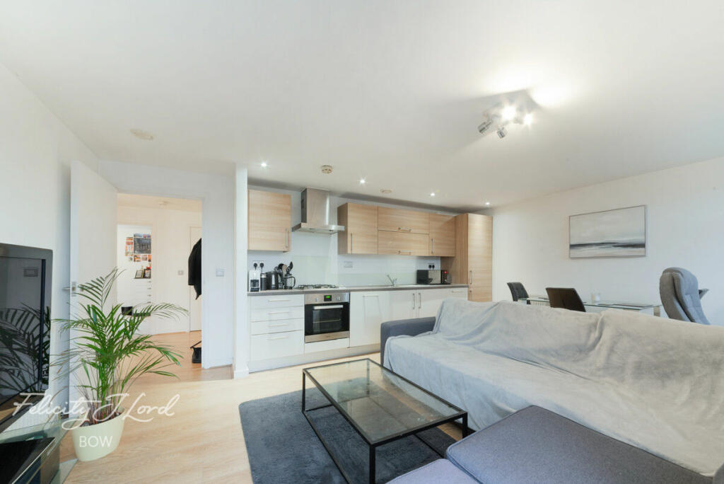 2 bedroom apartment for sale in Abode Apartments, Devons Road, London, E3