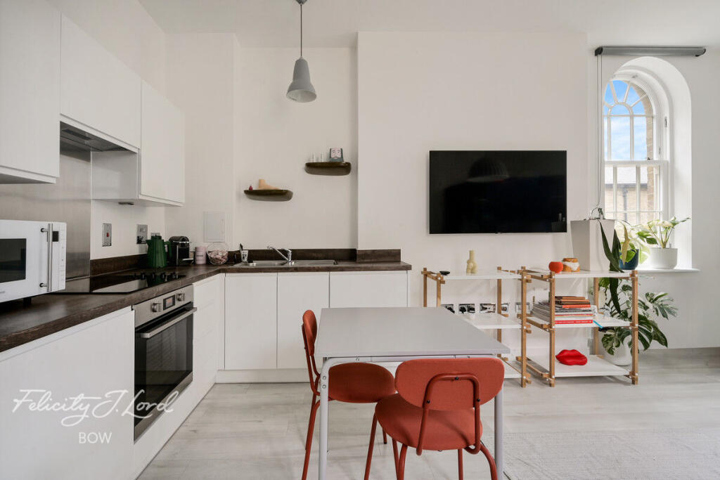 Main image of property: St Clements Avenue, LONDON