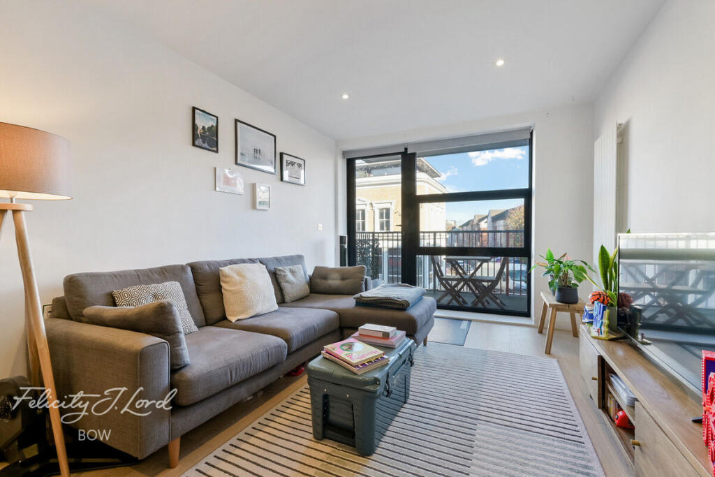 Main image of property: Fairfield Road, London, E3