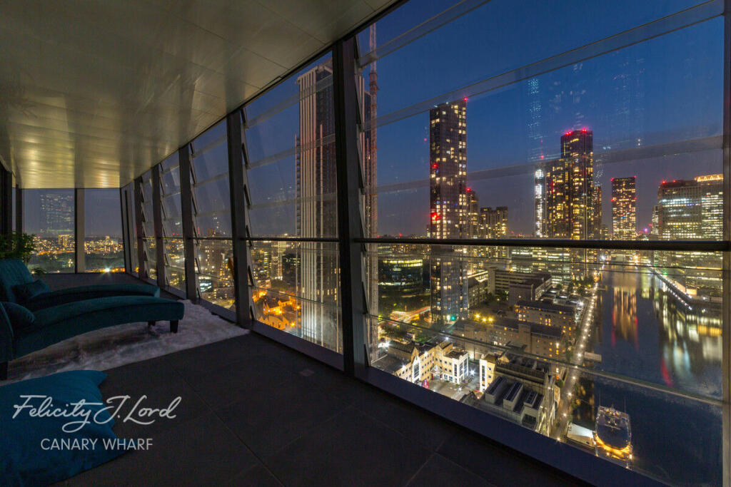 3 bedroom apartment for sale in Dollar Bay Place, London, E14