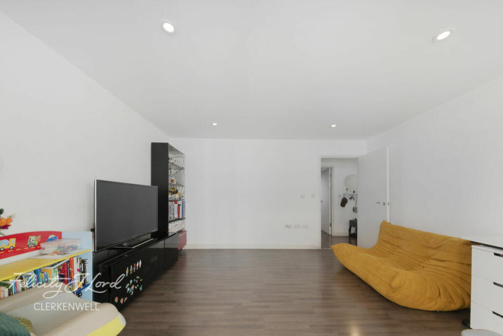 2 bedroom apartment for sale in Dance Square, Clerkenwell, EC1, EC1V