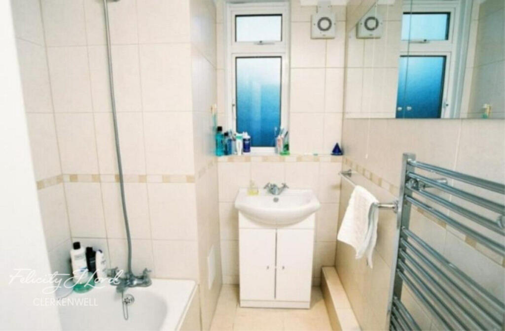 Main image of property: Gee Street, London