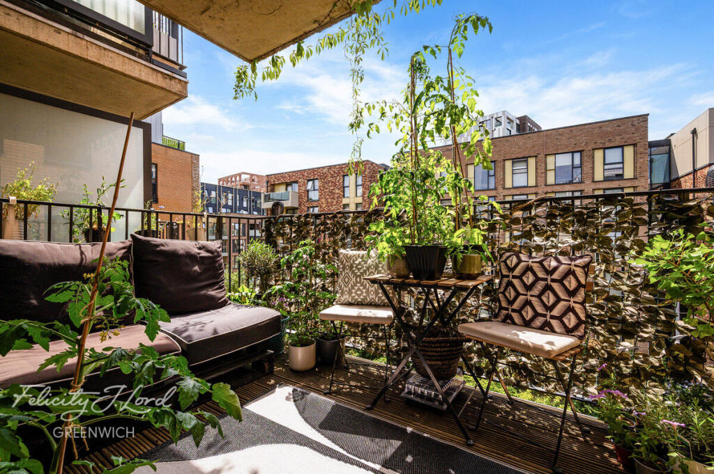 Main image of property: Blackheath Hill, Greenwich, SE10