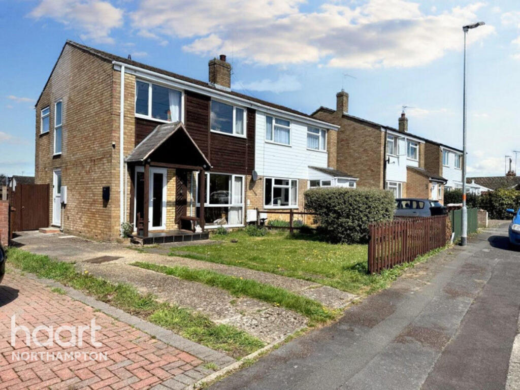 3 bedroom semi-detached house
