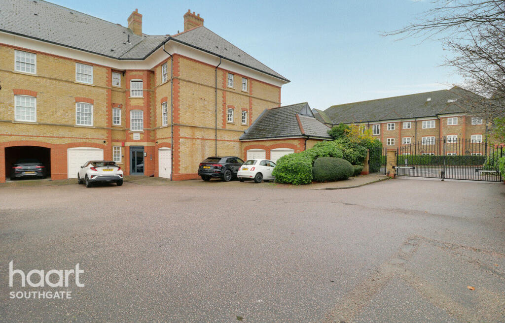 Main image of property: Donovan Place, London