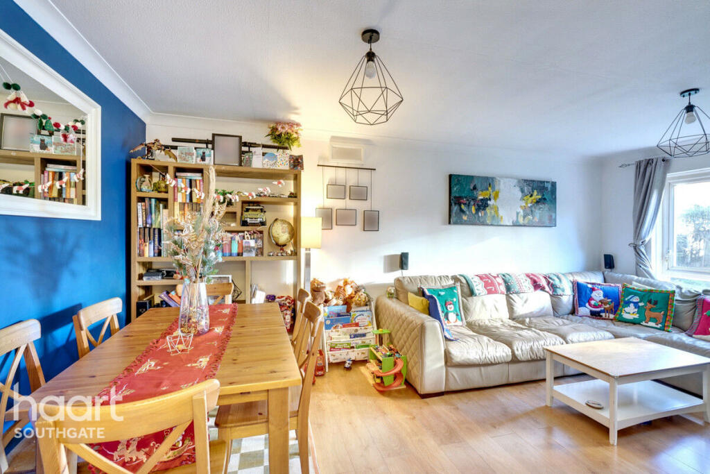 Main image of property: Grange Gardens, London