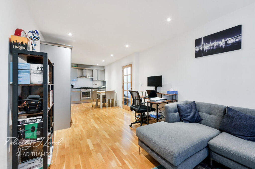 Main image of property: 392 Rotherhithe Street, SE16