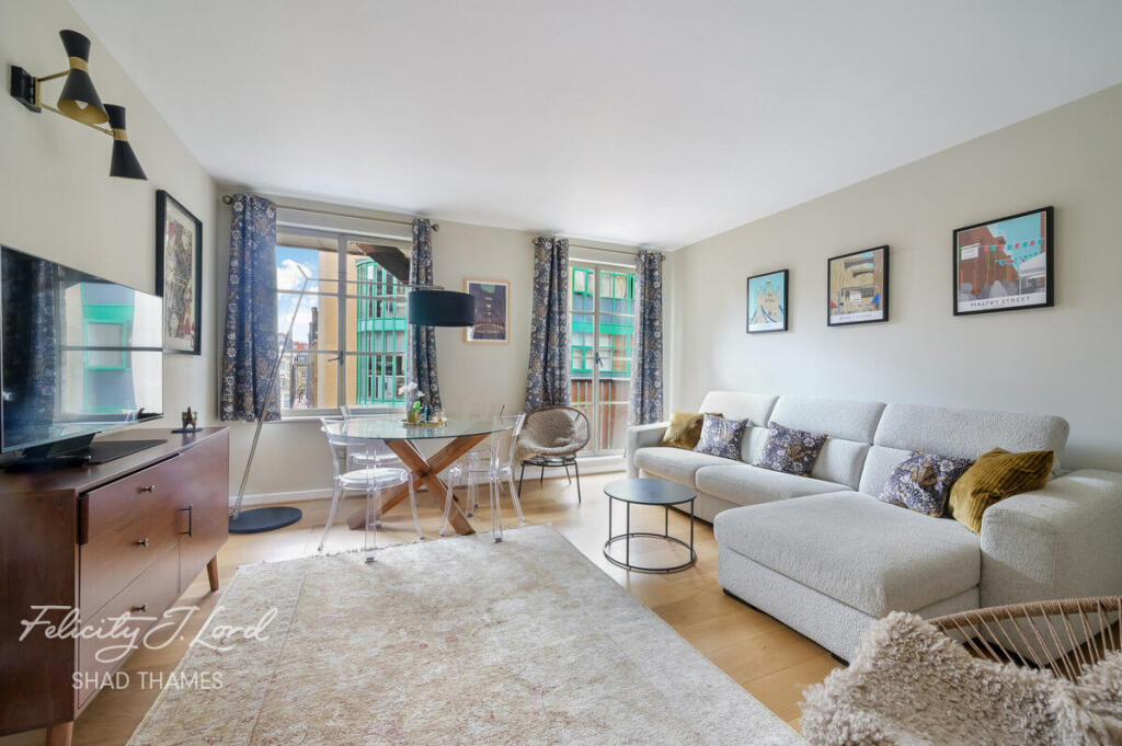 Main image of property: The Circle, Queen Elizabeth Street, SE1