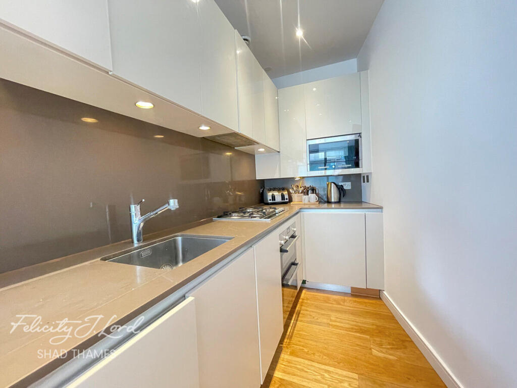 Main image of property: New Globe Walk, South Bank, London, SE1