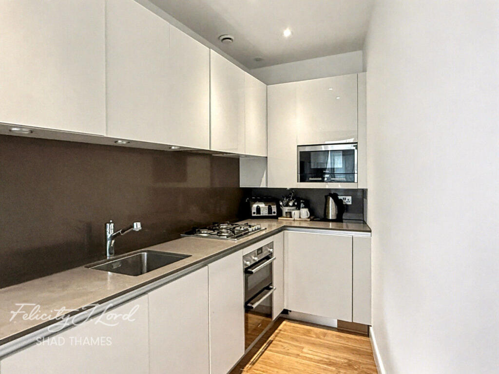 Main image of property: New Globe Walk, South Bank, London, SE1