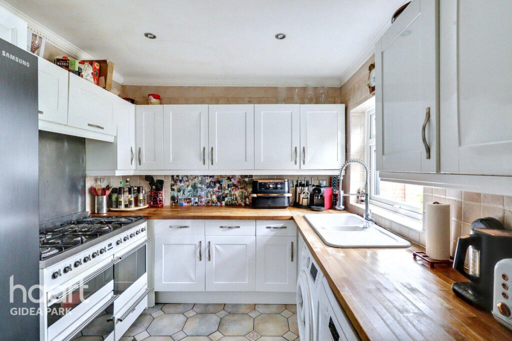 Main image of property: Hamilton Road, Gidea Park, RM2 5SB