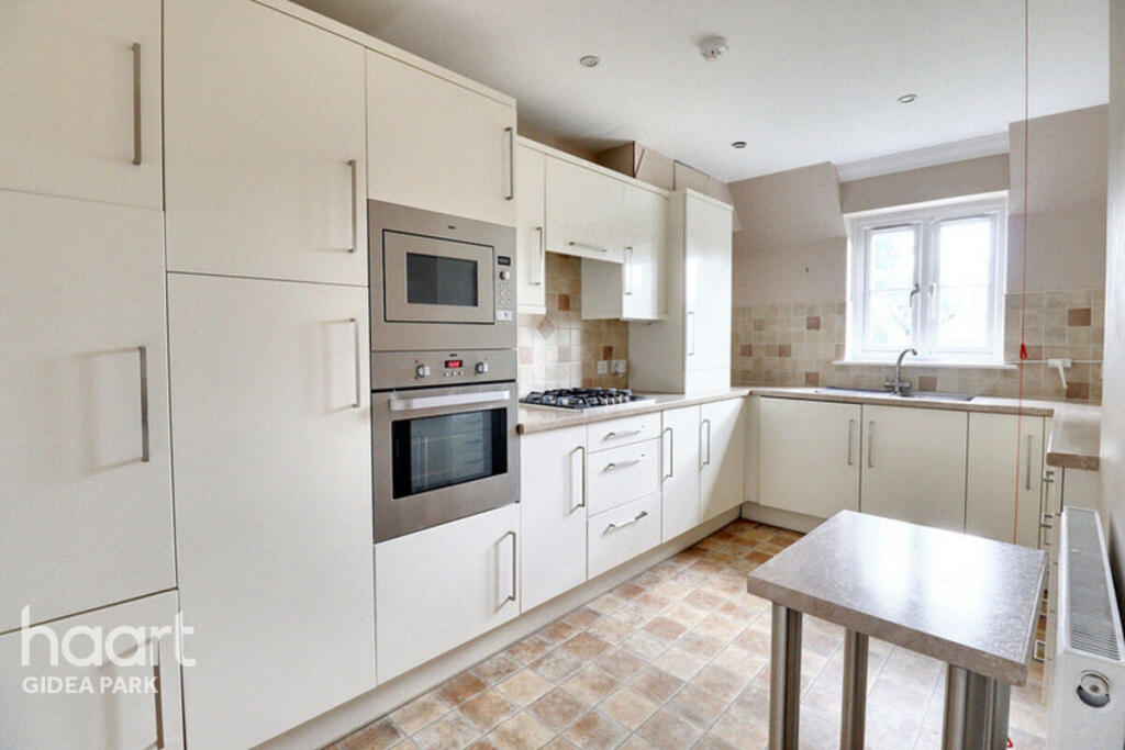 Main image of property: Gidea Lodge, Gidea Park, RM2 5HR
