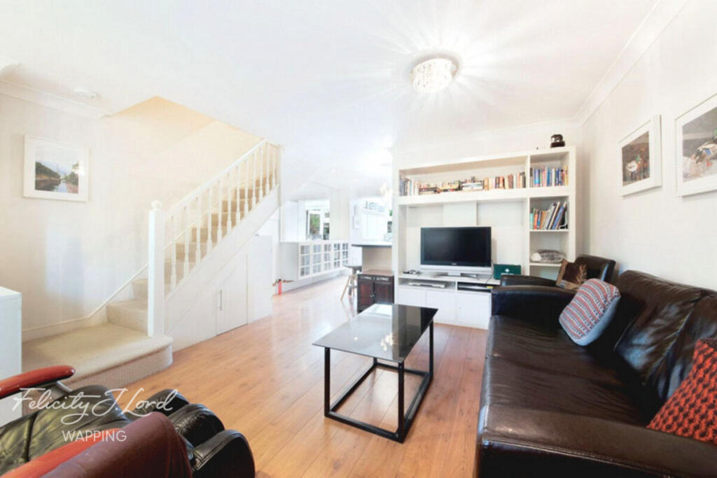 Main image of property: Spirit Quay, LONDON E1W