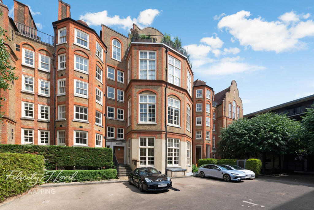 Main image of property: Clarke Street, London E1