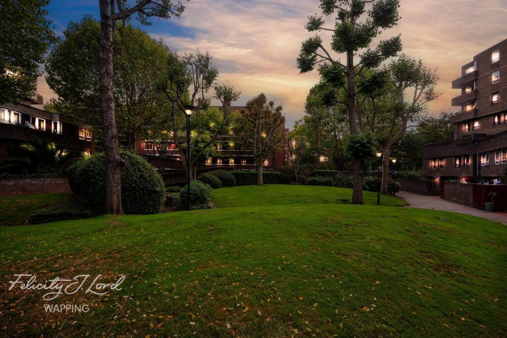 Main image of property: Cloysters Green, London E1W