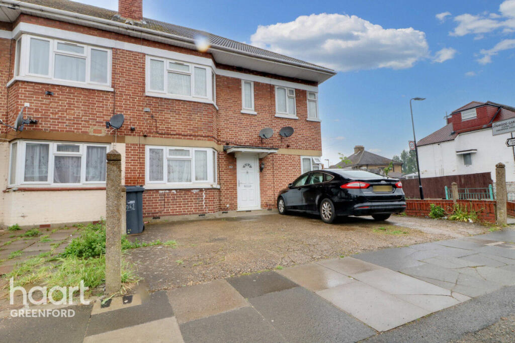 2 bedroom for sale in Lady Margaret Road, Southall, UB1