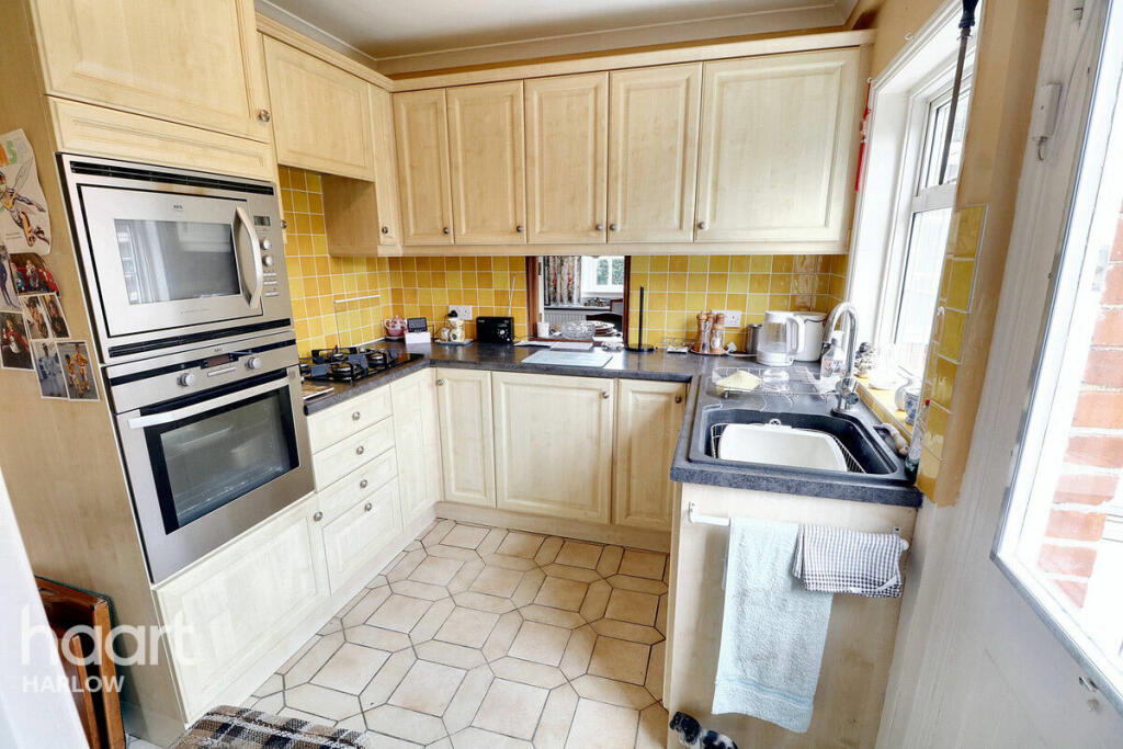 Additional property image - St Johns Avenue, Harlow