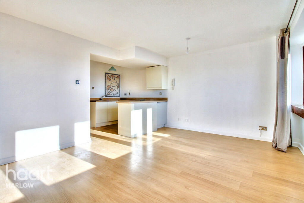 Additional property image - Harlow, Harlow