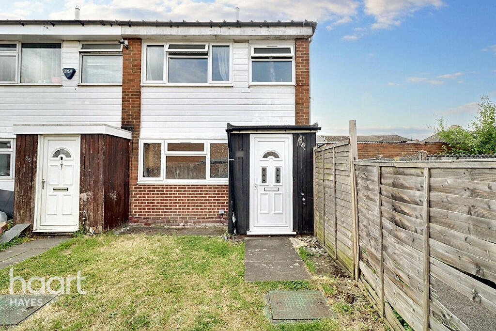 3 bedroom end of terrace house