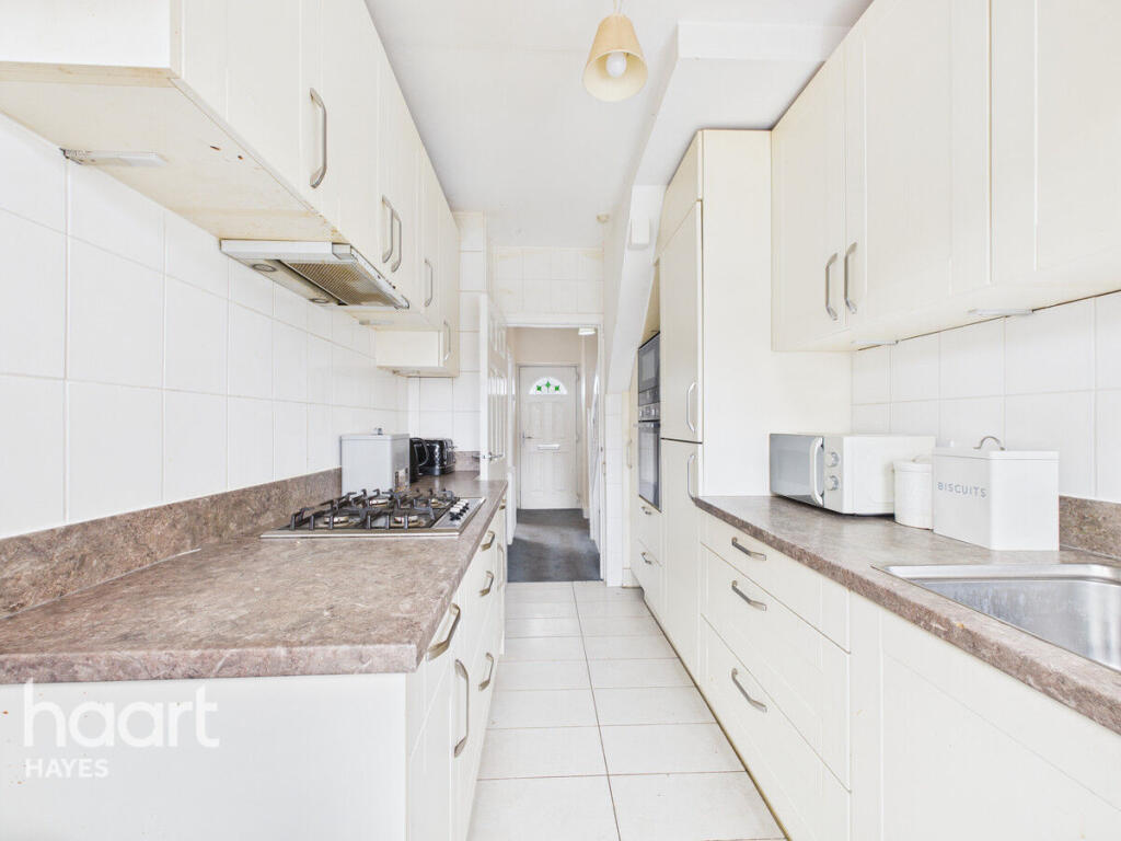 Main image of property: Saxony Parade, Hayes