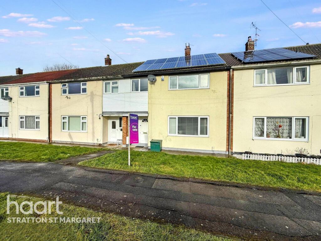 Main image of property: Cranmore Avenue, Swindon