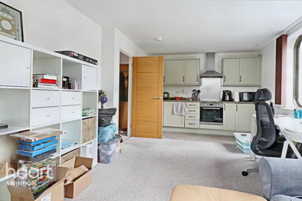 1 bedroom apartment for sale in Bentham Close, Swindon, SN5