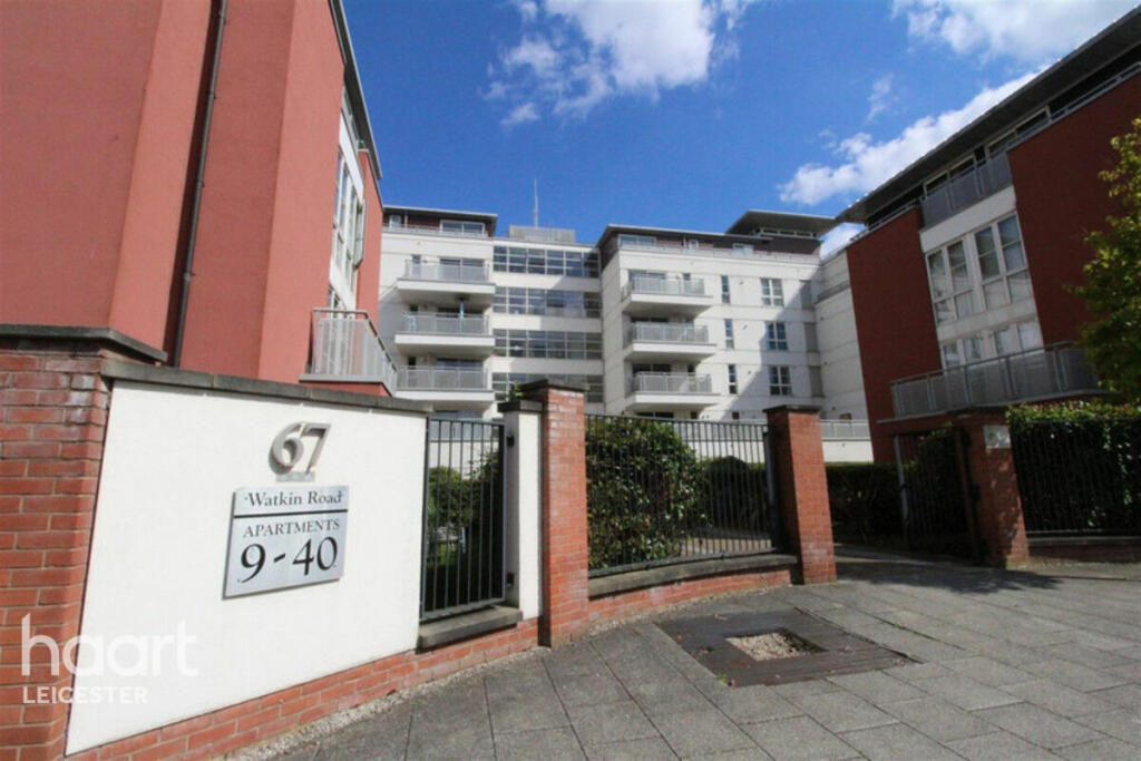 1 bedroom apartment for sale in Watkin Road, Leicester, LE2