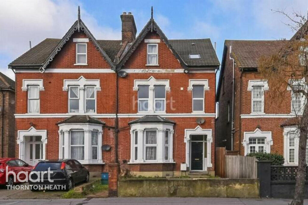 2 bedroom flat for sale in Brigstock Road, Thornton Heath, CR7