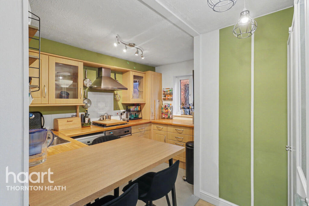 Main image of property: Birchanger Road, London