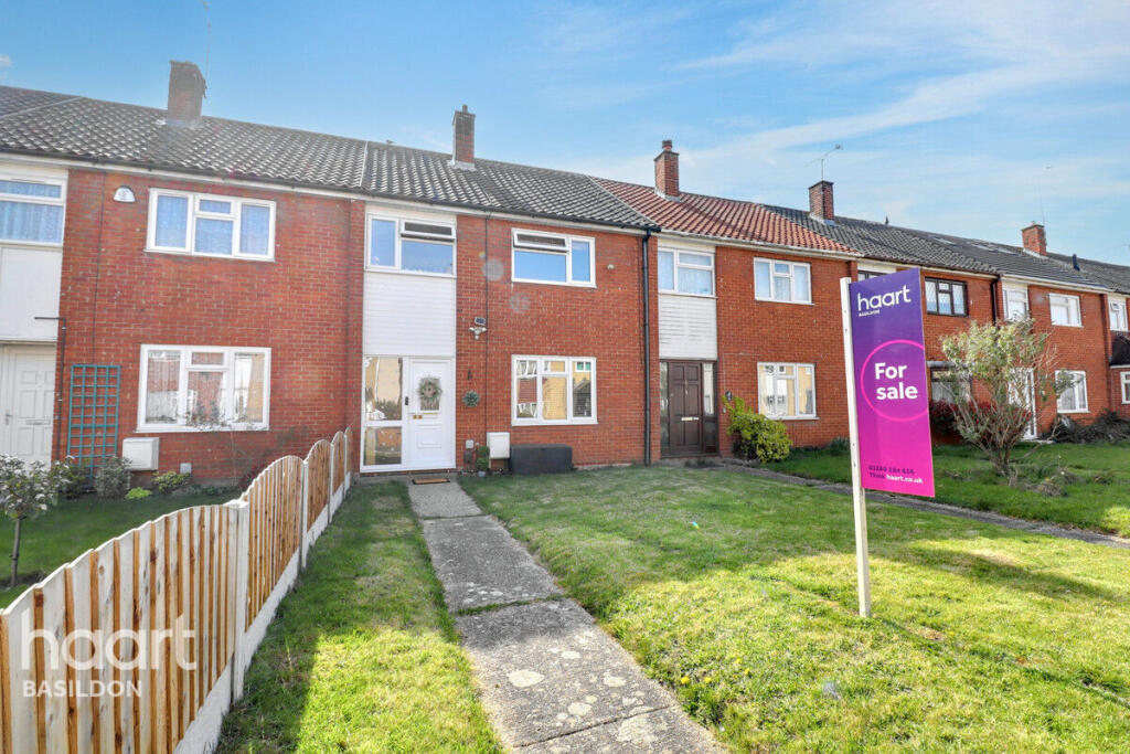 Main image of property: Long Lynderswood, Basildon