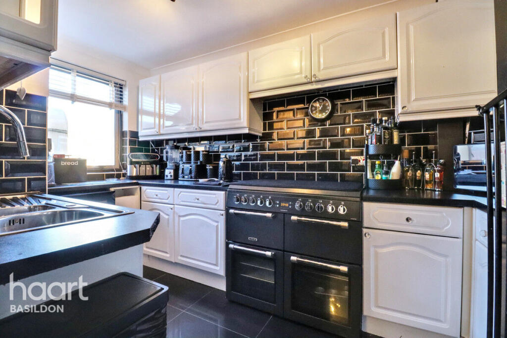 Main image of property: Queens Road, Basildon