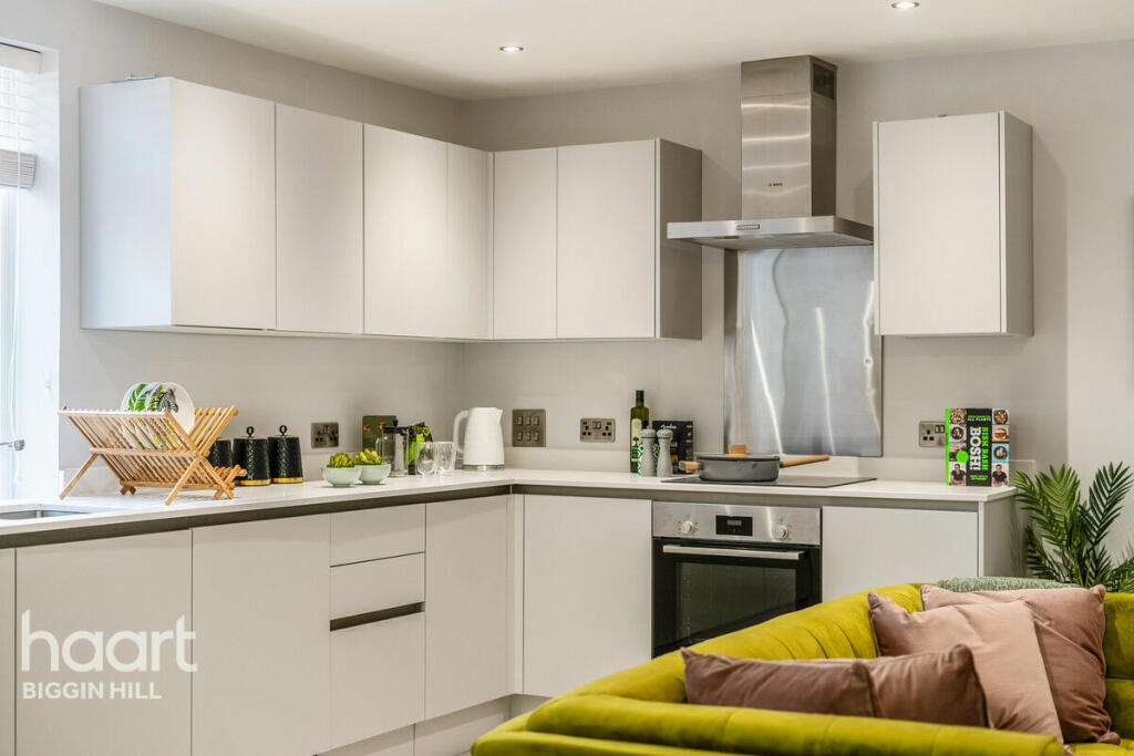 2 bedroom end of terrace house for sale in Alexandra Road, Biggin Hill