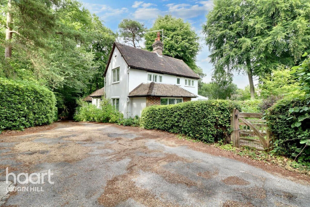 Main image of property: Brasted Chart, Brasted