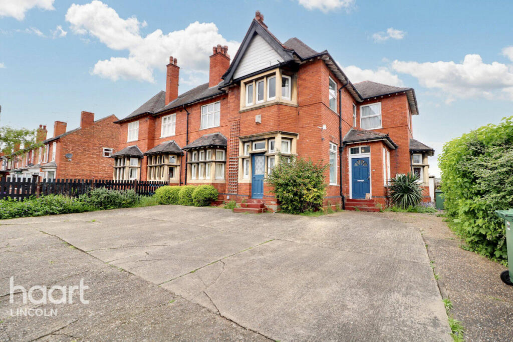 8 bedroom semidetached house for sale in Pennell Street, Lincoln, LN5