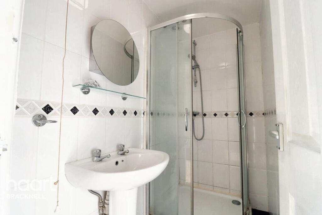 Main image of property: Spinis, Bracknell